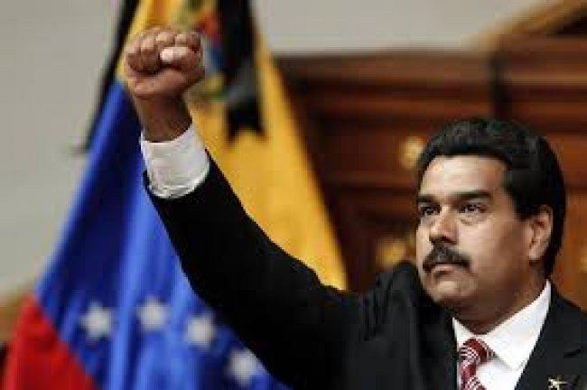 مادورو يحذر ترامب: لن نسلم فنزويلا لواشنطن
