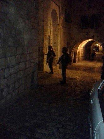 بالصور... خراب في حي حطة بالقدس بعد مواجهات مع الاحتلال بالصور... خراب في حي حطة بالقدس بعد مواجهات مع الاحتلال