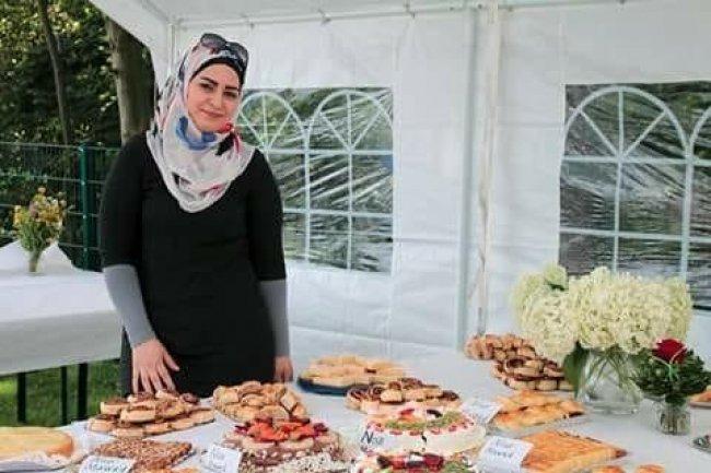 الفلسطينية نور تنجح بنقل المطبخ العربي من سوريا إلى ألمانيا