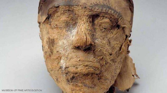 لغز استمر قرناً.. علماء "FBI" يحددون هوية مومياء مصرية