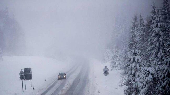 الثلوج الكثيفة تتسبب في وفاة 3 أشخاص بألمانيا