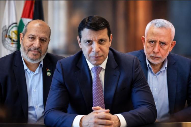 تحالف انتخابي يضم حماس والجهاد وتيار دحلان.. قائمة موحدة في مواجهة فتح تحالف انتخابي يضم حماس والجهاد وتيار دحلان.. قائمة موحدة في مواجهة فتح