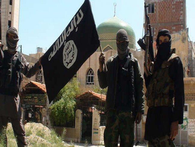 "داعش" يمنع سكان حي حيفا من العودة إلى منازلهم في مخيم اليرموك