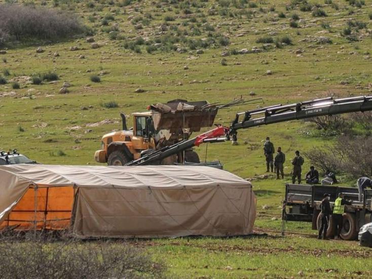 باحثون إيرلنديون يوثقون أدلة على تهجير البدو الفلسطينيين لتقديمها للمحكمة الجنائية الدولية باحثون إيرلنديون يوثقون أدلة على تهجير البدو الفلسطينيين لتقديمها للمحكمة الجنائية الدولية