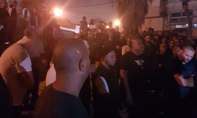 مواجهات في يافا عقب تصدي الشبان لمحاولة الاحتلال نبش مقبرة إسلامية