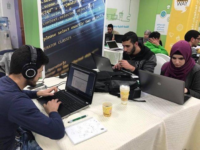خاص لـ"وطن" بالفيديو.. الخليل : "بوليتكنك فلسطين" تفوز بمسابقة "غوغل" للبرمجة “Hash Code” خاص لـ"وطن" بالفيديو.. الخليل : "بوليتكنك فلسطين" تفوز بمسابقة "غوغل" للبرمجة “Hash Code”