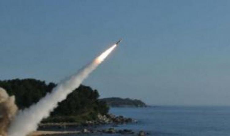 وسائل إعلام عبرية: "حماس" أطلقت 4 صواريخ تجريبية صوب البحر