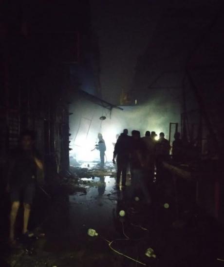 مصر: حريق ضخم يلتهم عددا من المحال التجارية