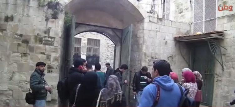 خاص لـ "وطن": بالفيديو... التجمع الفلسطيني للتصوير يوثق مجريات الحياة في أزقة "دمشق الصغرى" خاص لـ "وطن": بالفيديو... التجمع الفلسطيني للتصوير يوثق مجريات الحياة في أزقة "دمشق الصغرى"