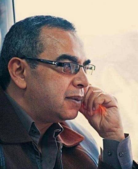الموت يغيّب الروائي المصري أحمد توفيق
