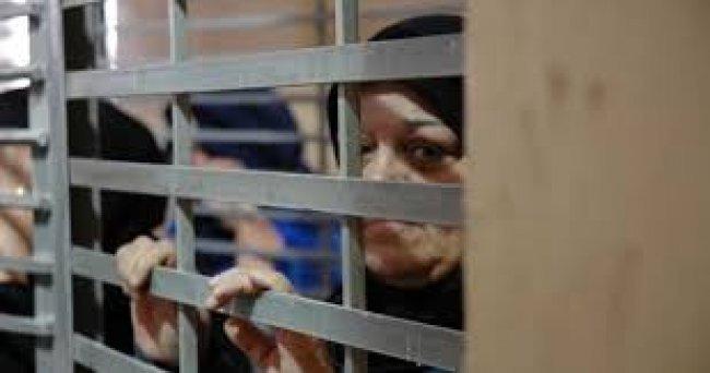 محكمة الاحتلال تُمدد اعتقال الأسيرة ابتهال برويش