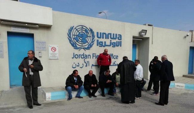 اللاجئون الفلسطينيون النازحون من سوريا إلى الأردن: ردّ الأونروا على مطالبنا مجحفاً بحقوقنا