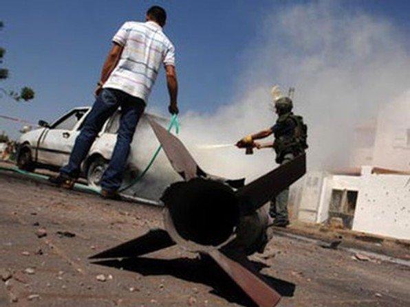 الإذاعة العبرية: سقوط صاروخ في النقب مصدره غزة