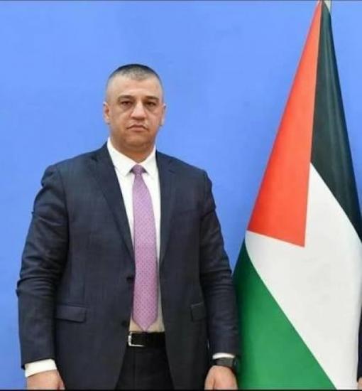 الاحتلال يقتحم منزل اللواء ناصر البوريني وينكّل بأفراد عائلته الاحتلال يقتحم منزل اللواء ناصر البوريني وينكّل بأفراد عائلته