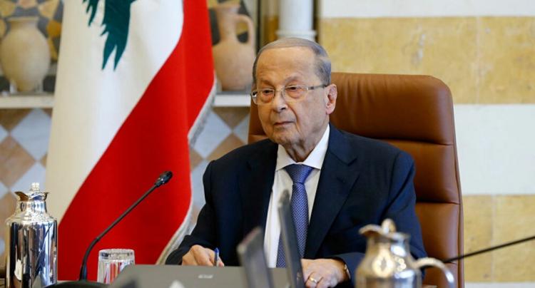 الرئيس اللبناني يجري مشاورات نيابية لتسمية رئيس وزراء جديد ونجيب ميقاتي الأوفر حظا
