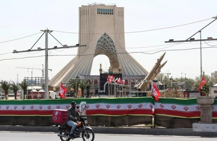 نيويورك تايمز: تفوق تكتيكي إيراني يستنزف ترسانة "باتريوت" الأمريكية ويُشعل مخاوف واشنطن نيويورك تايمز: تفوق تكتيكي إيراني يستنزف ترسانة "باتريوت" الأمريكية ويُشعل مخاوف واشنطن