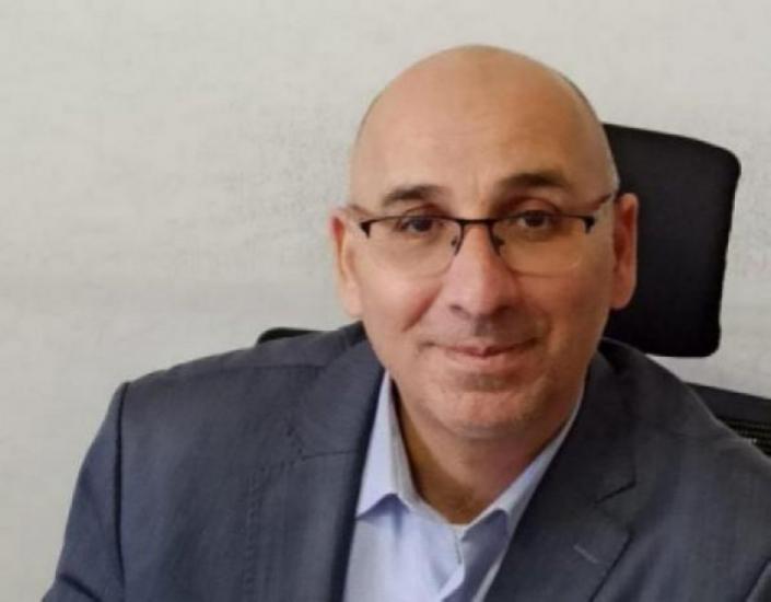 المحامي صلاح الدين موسى يكتب لوطن: 800 نوع دواء لم يعد متوفر لدى وزارة الصحة، فما العمل؟ المحامي صلاح الدين موسى يكتب لوطن: 800 نوع دواء لم يعد متوفر لدى وزارة الصحة، فما العمل؟