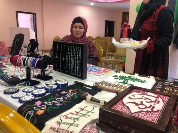 مشاريع النساء الصغيرة في مرمى آثار جائحة كورونا الاقتصادية .. لا قانون يحمي ولا تعويض يكفي مشاريع النساء الصغيرة في مرمى آثار جائحة كورونا الاقتصادية .. لا قانون يحمي ولا تعويض يكفي