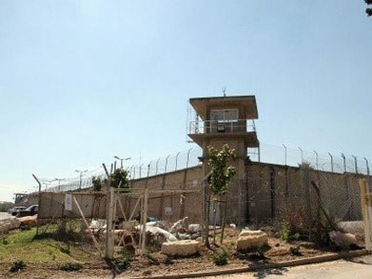 نادي الأسير: أسيران في سجن الرملة بوضع صحي صعب