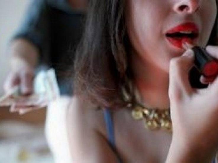 مافيا الجنس في لبنان على لسان ياسمين .. والضحية المرأة السورية مافيا الجنس في لبنان على لسان ياسمين .. والضحية المرأة السورية
