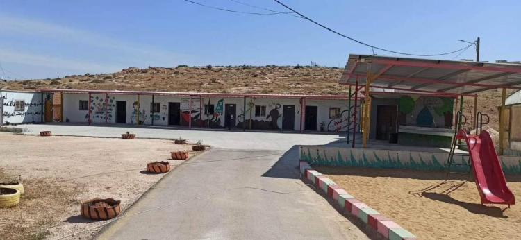 مدارس يطا والمسافر والقتال من أجل البقاء.. 28 مدرسة مهددة بالهدم واعتداءات متواصلة من المستوطنين مدارس يطا والمسافر والقتال من أجل البقاء.. 28 مدرسة مهددة بالهدم واعتداءات متواصلة من المستوطنين