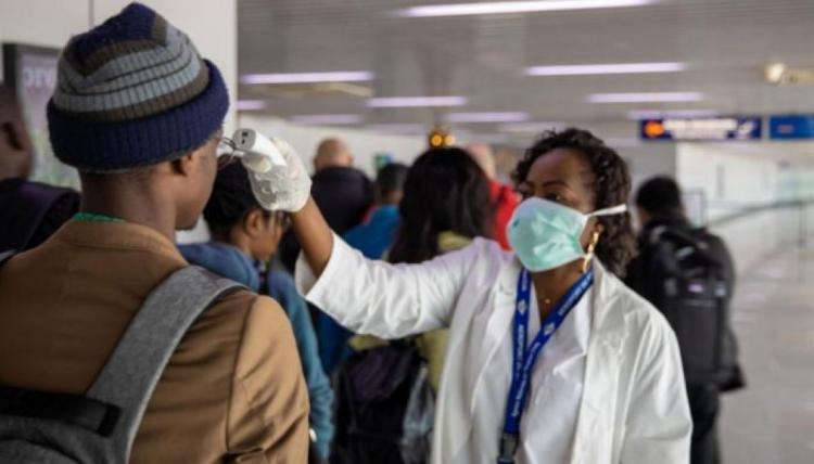 وزير صحة جنوب إفريقيا: لا داعي للهلع بشأن "أوميكرون"