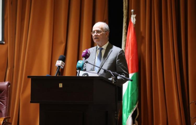 مصطفى: الصمود ضرورة لكنه ليس سقفًا لطموحنا ونعمل على زيادة الإنتاج المحلي وخلق فرص العمل مصطفى: الصمود ضرورة لكنه ليس سقفًا لطموحنا ونعمل على زيادة الإنتاج المحلي وخلق فرص العمل