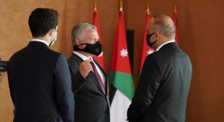 الحكومة الأردنية الجديدة تؤدي اليمين الدستورية الحكومة الأردنية الجديدة تؤدي اليمين الدستورية