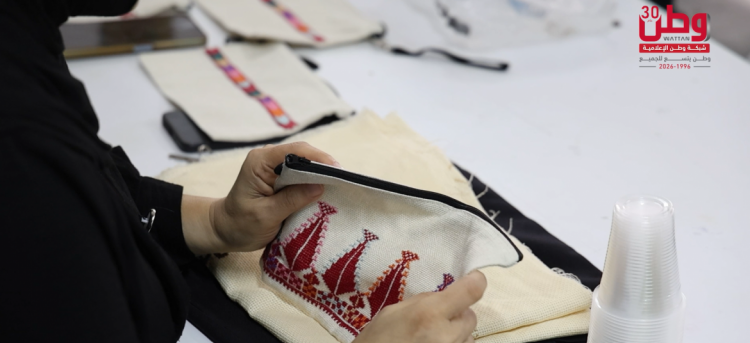 "زيتونة".. من خيوط التطريز إلى خيوط الاستقلال الاقتصادي