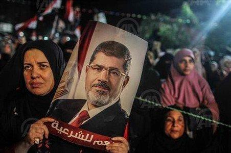 الجارديان: يجب رد الاعتبار لمرسي وحان وقت التراجع