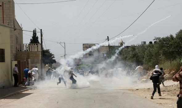 إصابة شاب بالرصاص الحي خلال قمع الاحتلال مسيرة كفر قدوم