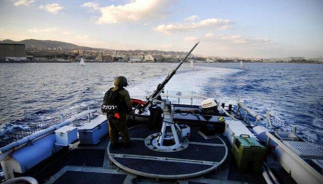 اعتقال 4 صيادين في بحر غزة
