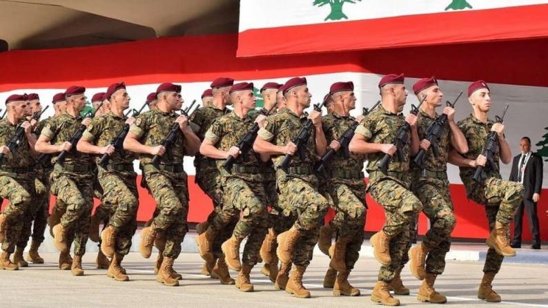 مسلحون يهاجمون مواقع عسكرية في لبنان ومقتل جندي