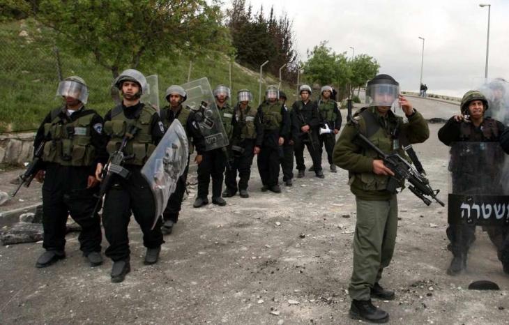بيت لحم: الاحتلال يعتقل 10 شبان من عائلة واحدة في تقوع
