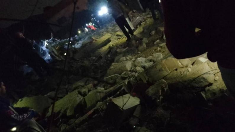 استشهاد 7 مدنيين جراء قصف الاحتلال لمركز طبي جنوبي لبنان