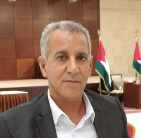 التعليم المفتوح في فلسطين... قرار سابق لأوانه أم مغامرة بمستقبل جيل؟