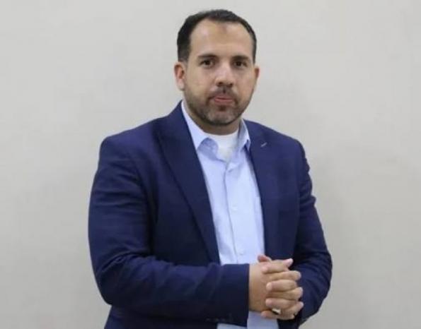 الاحتلال يشن اقتحامات واسعة في الضفة ويعتقل الصحفي علاء الريماوي الاحتلال يشن اقتحامات واسعة في الضفة ويعتقل الصحفي علاء الريماوي
