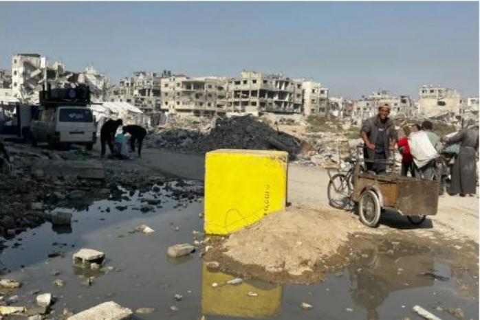 مركز حقوقي يُحذر من تمدد "الخط الأصفر" باتجاه الأحياء السكنية في قطاع غزة