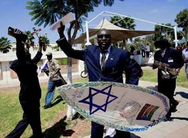 صحيفة : اسرائيل تدعم جنوب السودان بالسلاح والصواريخ لمحاربة السودان