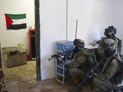 تقرير دولي: اسرائيل اعتقلت 12 اسيرا محررا الشهر الماضي