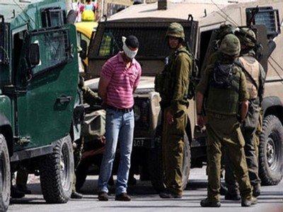 قوات الاحتلال تعتقل أسيرا محررا من الخليل