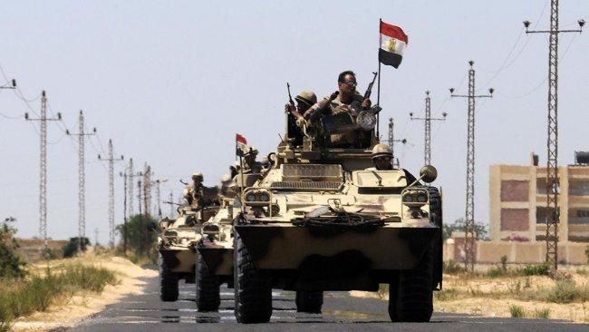تفجيرات في سيناء ومحاكمة 28 مصرياً بزعم محاولة إسقاط النظام