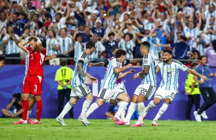 الأرجنتين تنجو من كمين سويسرا وتضرب موعدا ناريا مع إنجلترا في نصف النهائي الأرجنتين تنجو من كمين سويسرا وتضرب موعدا ناريا مع إنجلترا في نصف النهائي