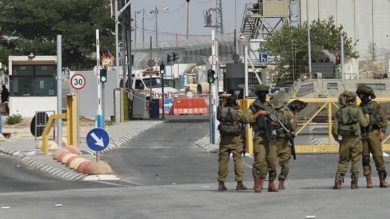 بذريعة الانتخابات.. الاحتلال يفرض إغلاقا شاملا على الضفة بذريعة الانتخابات.. الاحتلال يفرض إغلاقا شاملا على الضفة
