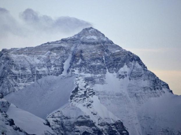 إفرست ليس أعلى قمة جبل في العالم ...كما كان يعتقد سابقا!