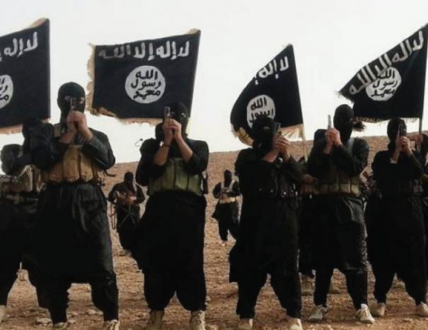 قادة داعش يهربون من الرقة والموصل الى بلدة الميادين