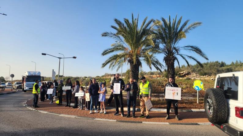 حراك متواصل: وقفة احتجاجية في كوكب أبو الهيجاء ضدّ الجريمة وتواطؤ شرطة الاحتلال حراك متواصل: وقفة احتجاجية في كوكب أبو الهيجاء ضدّ الجريمة وتواطؤ شرطة الاحتلال