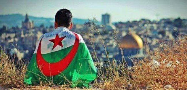 الجزائر تصدر طابعا بريديا خاصا بإعلان استقلال دولة فلسطين