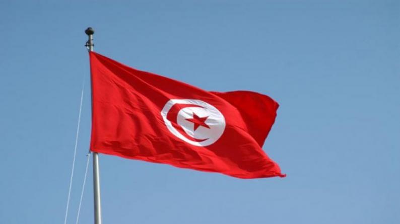 الرئيس التونسي يوقع أمرا رئاسيا بمنح الجنسية التونسية لـ 34 فلسطينيا
