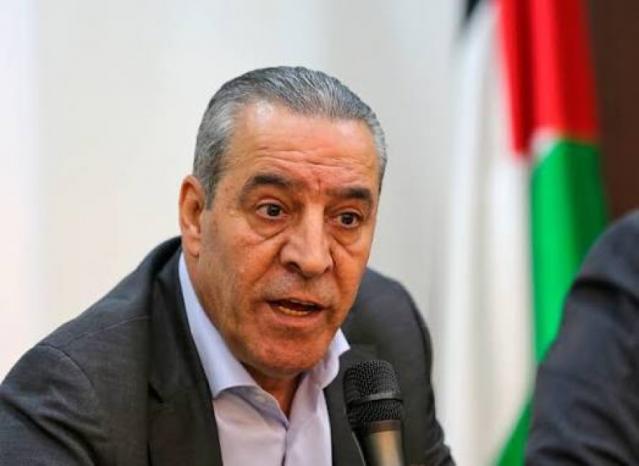 حسين الشيخ يرد على وزير خارجية الاحتلال: من يذبح شعبنا يومياً يتحدث عن الديمقراطية! حسين الشيخ يرد على وزير خارجية الاحتلال: من يذبح شعبنا يومياً يتحدث عن الديمقراطية!